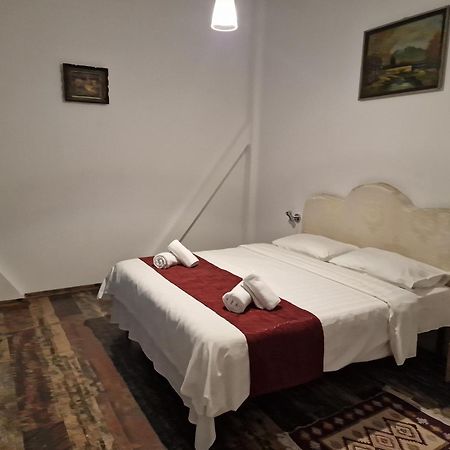 Ullysses Guest House Braszów Zewnętrze zdjęcie